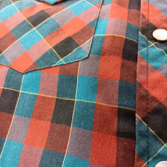 Western Shirt Size 38 Pearl Snap Blouse Maroon Tea Black Plaid Vintage Ranchwear - Picture 9 of 10